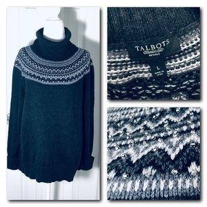 Shoulder Print with Beads Turtleneck Sweater